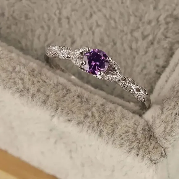 Amethyst Zircon Cutie!! - Picture 5 of 5